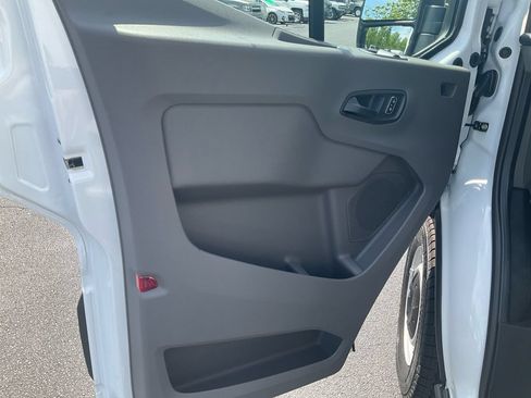 New 2026 Ford Transit 250 Low Roof RWD image 15