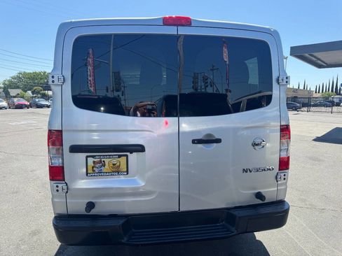 Used 2020 Nissan NV 3500 S RWD image 6