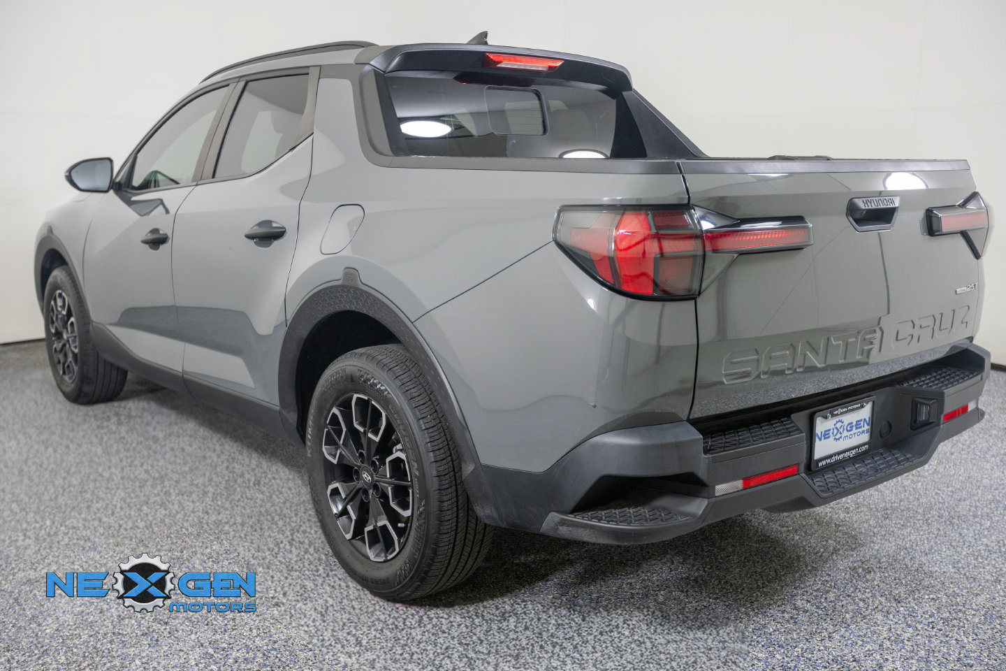 Used 2024 Hyundai Santa Cruz SEL w/ Activity Package AWD/4WD image 28