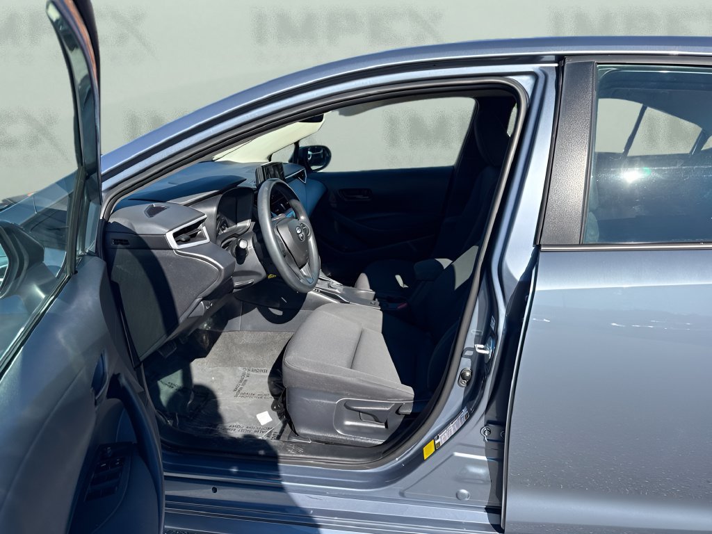 Used 2024 Toyota Corolla LE FWD image 9