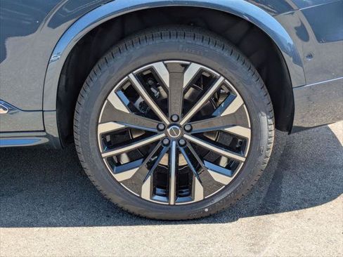 New 2026 Volvo XC90 T8 Ultra w/ Protection Package AWD/4WD image 6