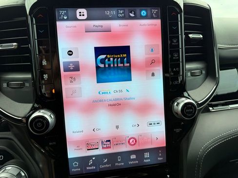 Used 2025 RAM 1500 Limited AWD/4WD image 19