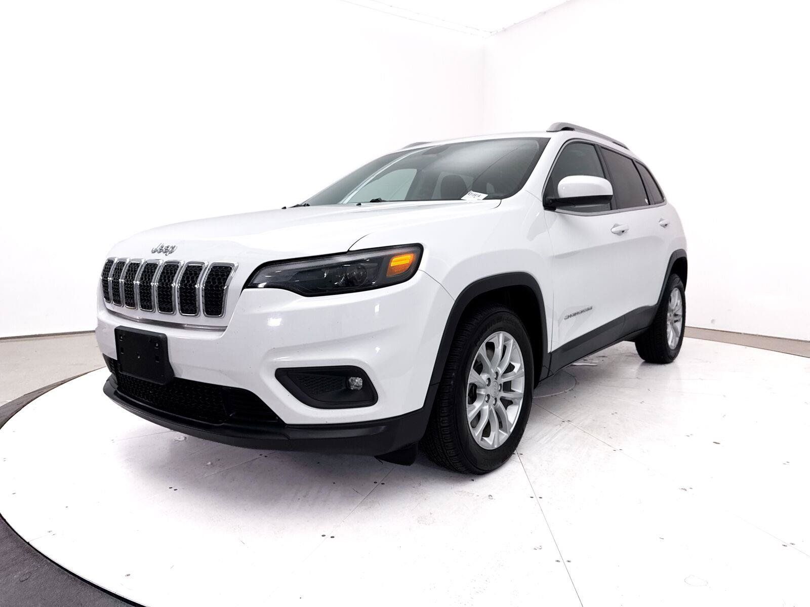 Used 2019 Jeep Cherokee Latitude w/ Popular Appearance Group FWD image 12