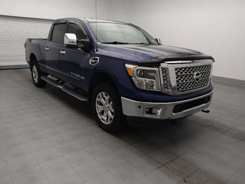 Used 2017 Nissan Titan SL RWD image 13