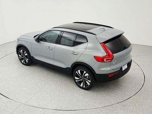 New 2026 Volvo XC40 B5 Plus w/ Climate Package AWD/4WD image 36