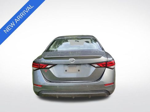 Used 2020 Nissan Sentra S w/ Trunk Package FWD image 4