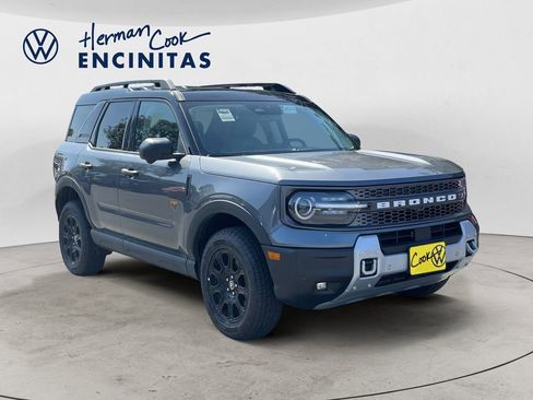 Used 2025 Ford Bronco Sport Badlands AWD/4WD image 7