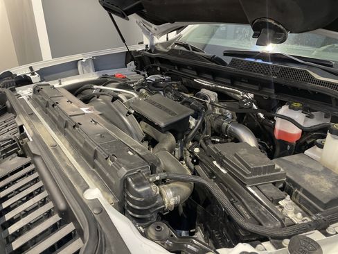 Used 2024 Chevrolet Silverado 2500 LTZ w/ LTZ Convenience Package image 37