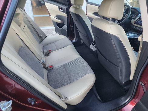 Used 2018 Honda Clarity Plug-In Hybrid image 10