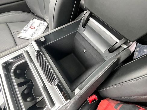 New 2026 Jeep Grand Wagoneer Limited image 24