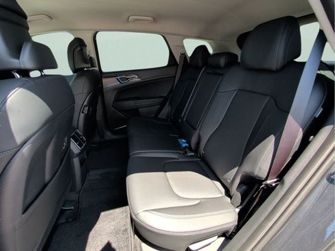 New 2026 Kia Sportage EX FWD image 20