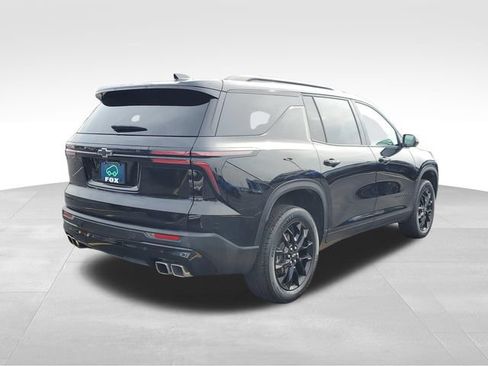 Certified 2024 Chevrolet Traverse LT w/ Midnight/Sport Edition FWD image 5