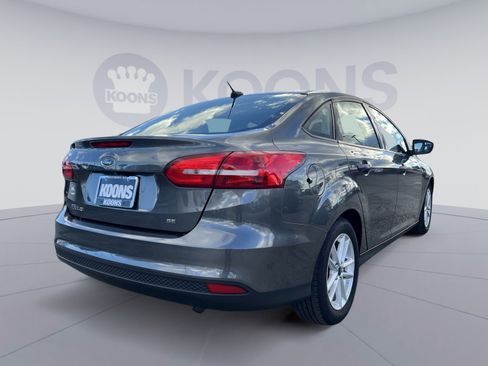 Used 2017 Ford Focus SE image 7