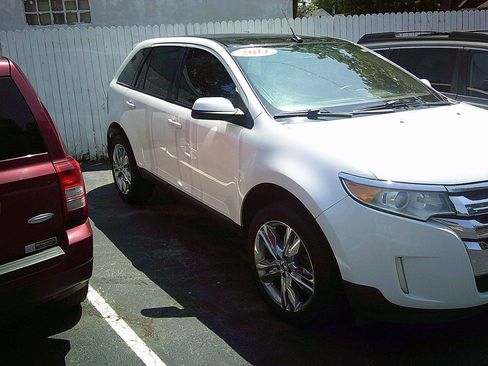 Used 2014 Ford Edge SEL FWD image 2