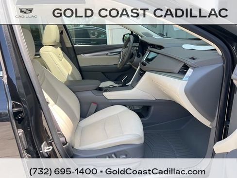 Certified 2024 Cadillac XT5 Premium Luxury w/ LPO, Floor Liner Package AWD/4WD image 7