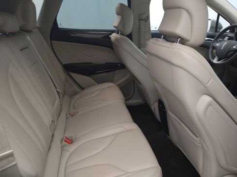 Used 2018 Lincoln MKC Premiere FWD image 19