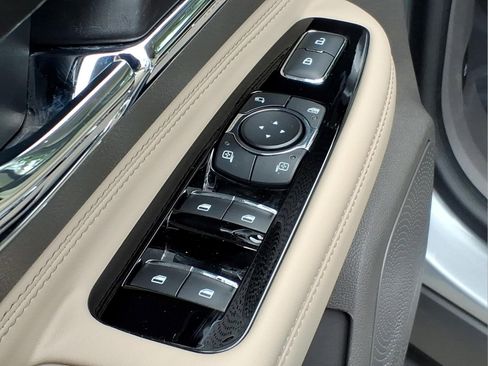 Certified 2023 Lincoln Corsair AWD w/ Equipment Group 101A image 14