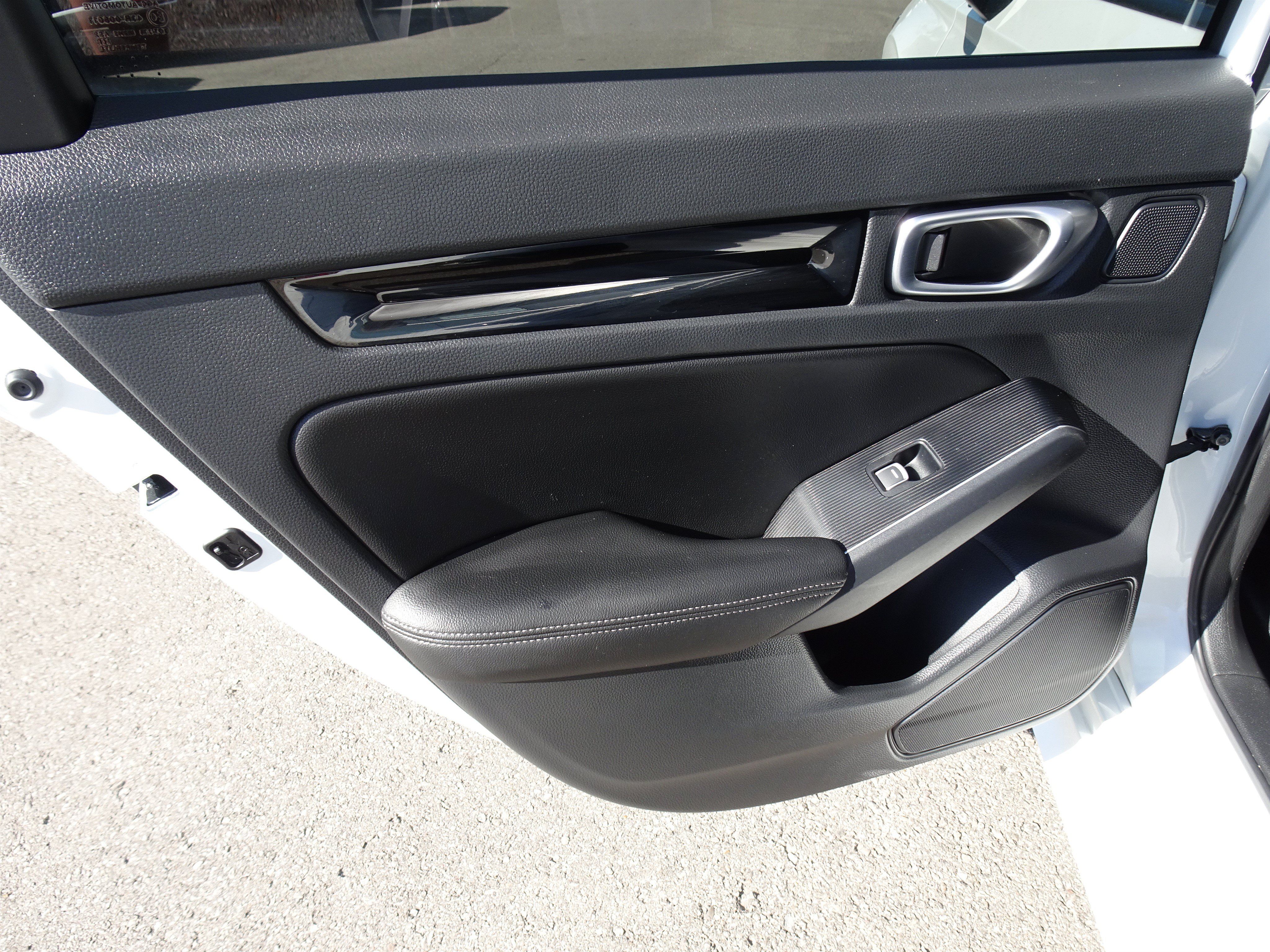 Used 2023 Honda Civic Touring image 16