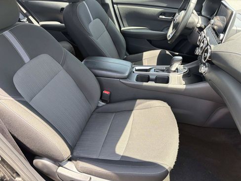Used 2025 Nissan Sentra SV w/ All-Weather Package FWD image 23