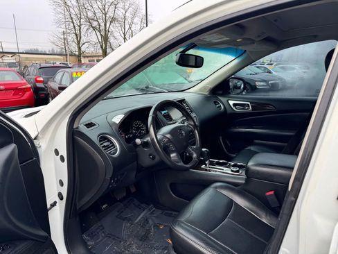 Used 2014 Nissan Pathfinder Platinum w/ Platinum Premium Package image 9