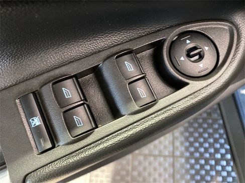 Used 2018 Ford Escape SEL image 13