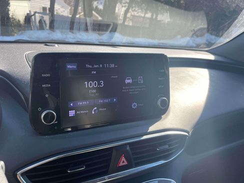 Used 2022 Hyundai Santa Fe SE image 25