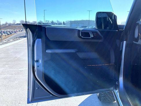 Used 2022 Ford Bronco Badlands image 10