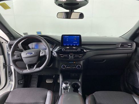 Used 2024 Ford Escape ST-Line image 14