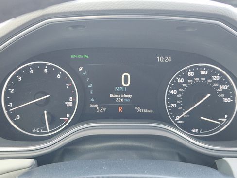 Used 2021 Toyota Avalon Limited image 19