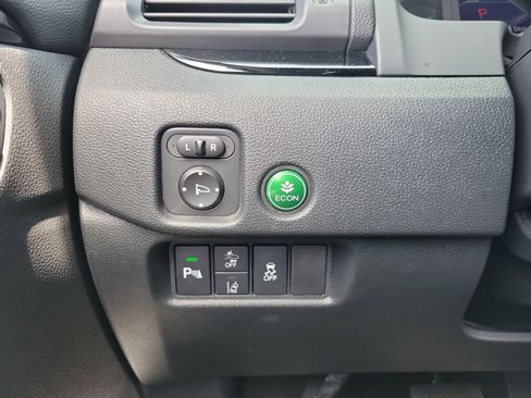 Used 2022 Honda Pilot Touring image 27