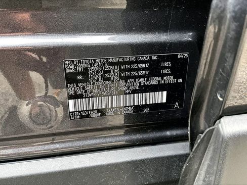 Used 2025 Toyota RAV4 XLE w/ Convenience Package FWD image 16