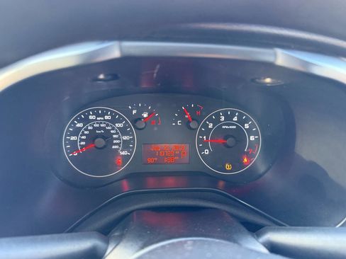 Used 2021 RAM ProMaster City Tradesman FWD image 25