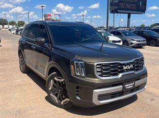 Used 2023 Kia Telluride S FWD video 1