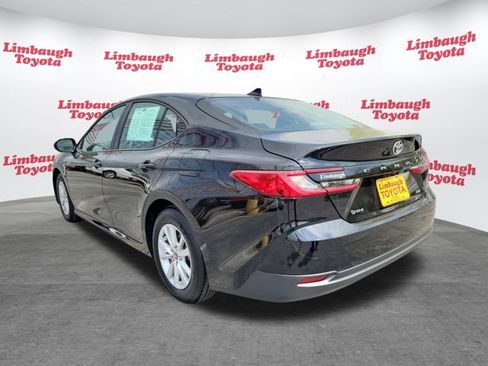 Used 2026 Toyota Camry LE image 25