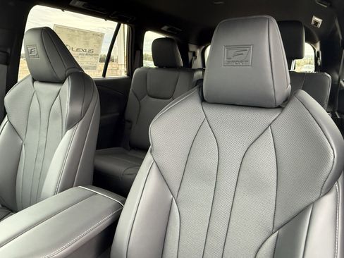 New 2026 Lexus TX 500h AWD image 17