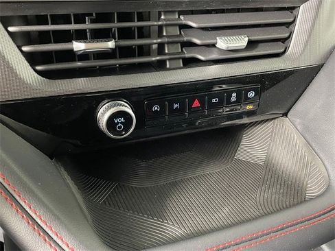 Used 2025 Ford Explorer ST-Line image 9