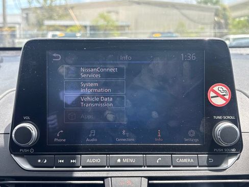 Used 2025 Nissan Altima 2.5 SV FWD image 22