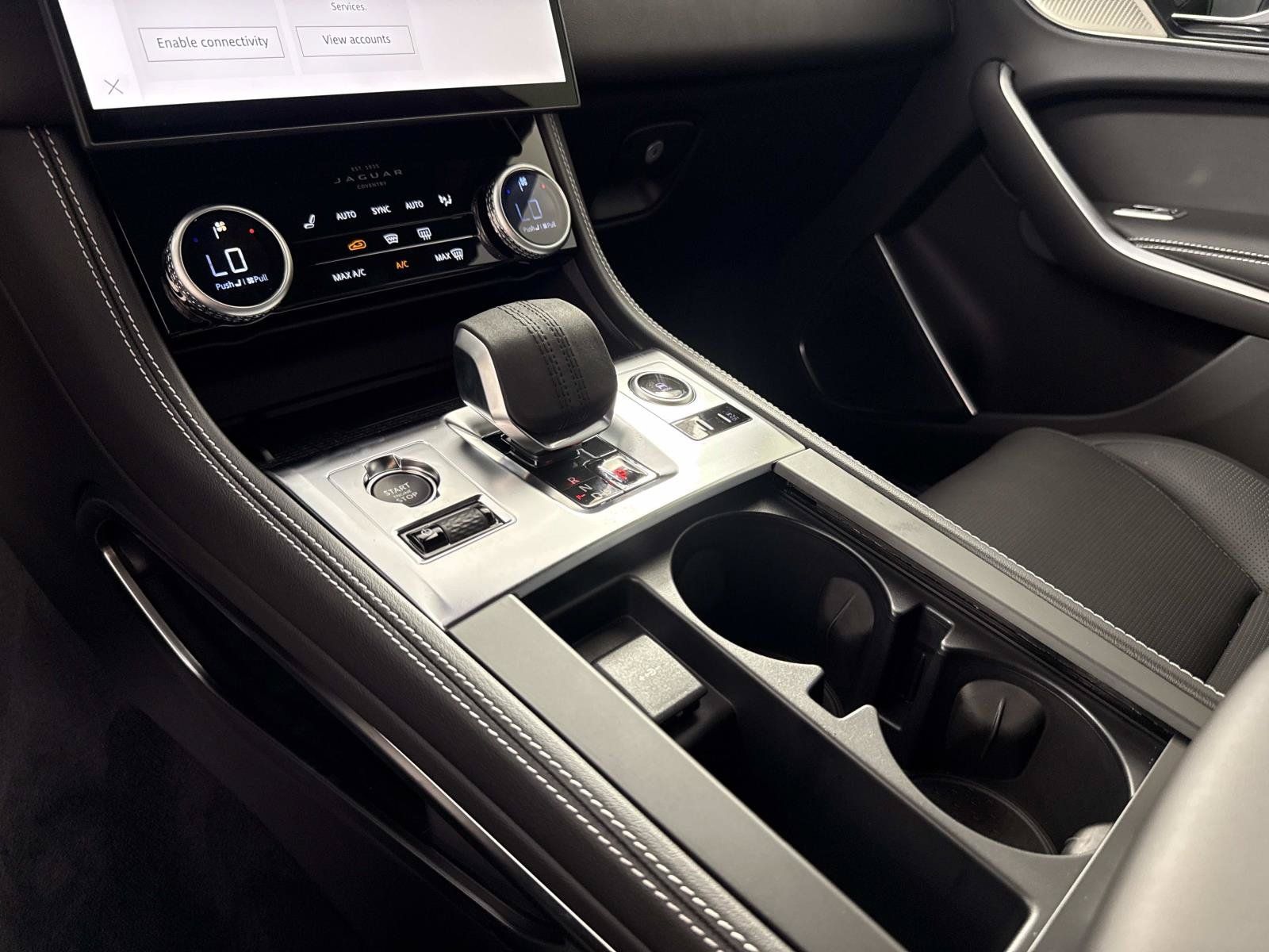New 2026 Jaguar F-PACE R-Dynamic S AWD/4WD image 28