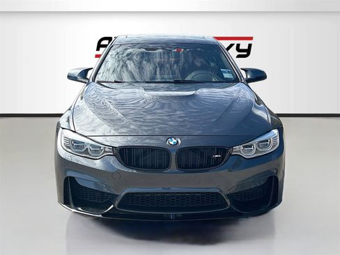 Used 2015 BMW M4 Coupe image 2