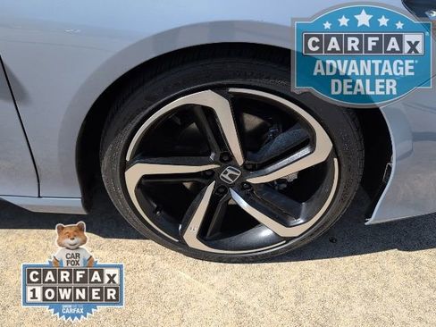 Used 2022 Honda Accord Sport image 3