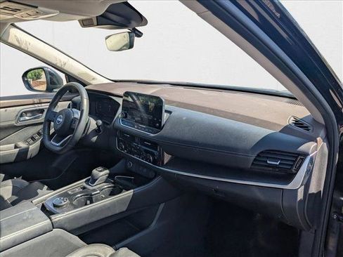 Used 2023 Nissan Rogue Platinum w/ Platinum Premium Package image 23