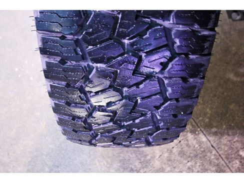 Used 2022 Jeep Gladiator Mojave w/ Cold Weather Group image 31