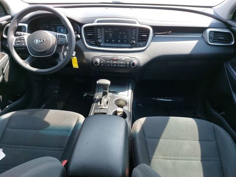 Used 2020 Kia Sorento L image 9