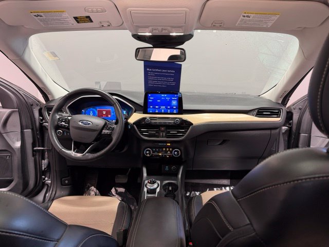Used 2021 Ford Escape Titanium w/ Titanium Elite Package AWD/4WD image 32