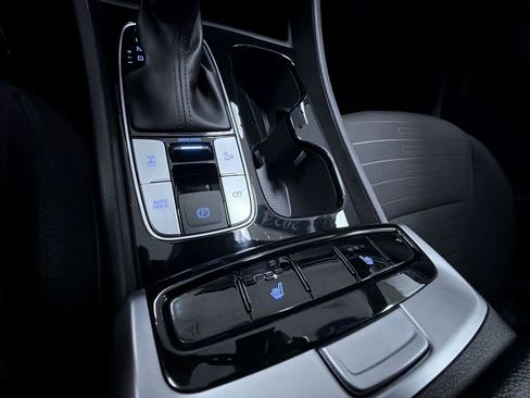 Used 2024 Hyundai Santa Cruz SEL image 11