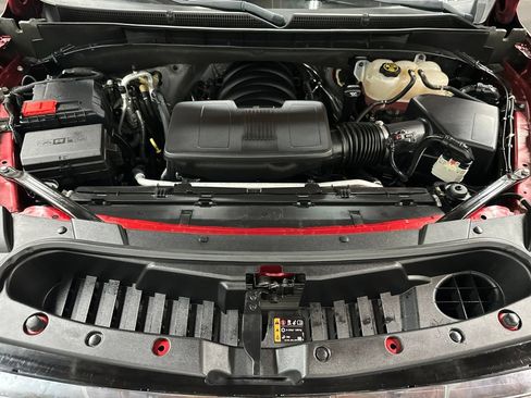 Used 2022 GMC Yukon SLT w/ SLT Premium Package AWD/4WD image 39