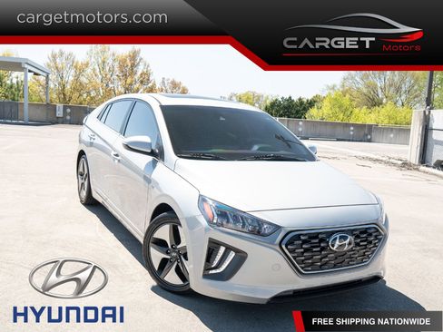 Used 2020 Hyundai Ioniq SEL image 1