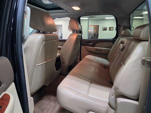 Used 2013 Chevrolet Silverado 1500 LTZ w/ LTZ Plus Package image 20