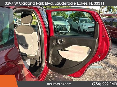 Used 2014 FIAT 500L Easy image 33