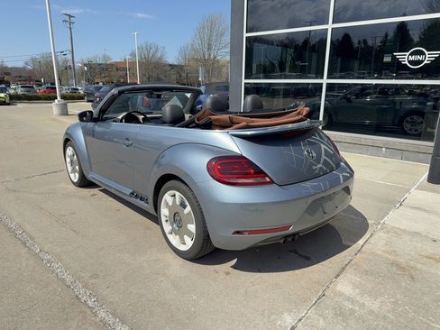 Used 2019 Volkswagen Beetle 2.0T Final Edition SEL image 2